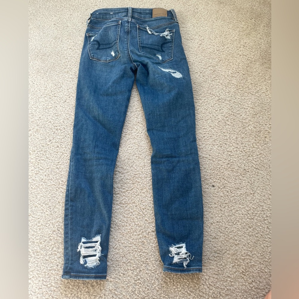 AMERICAN EAGLE RIPPED JEANS - Picture 2 of 5